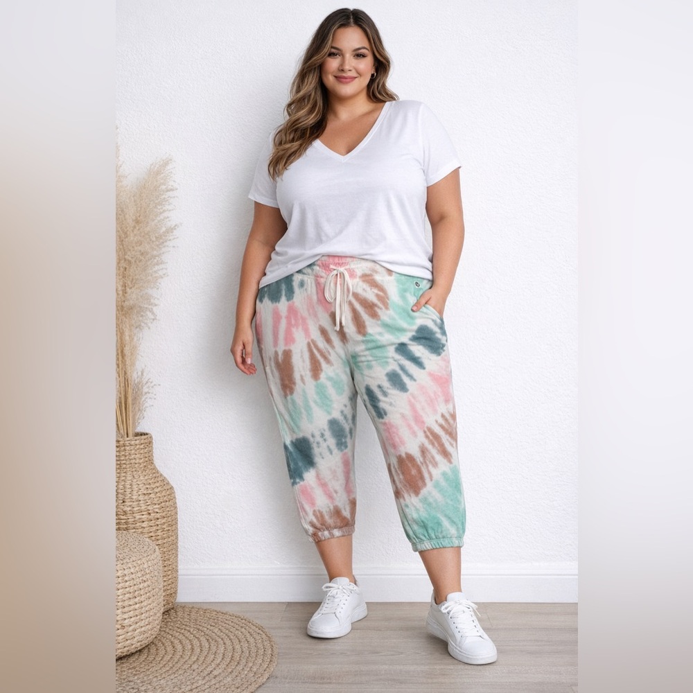 Lane Bryant Livi Active 18/20 drawstring Tie-Dye crop Joggers~NEW WITH TAGS